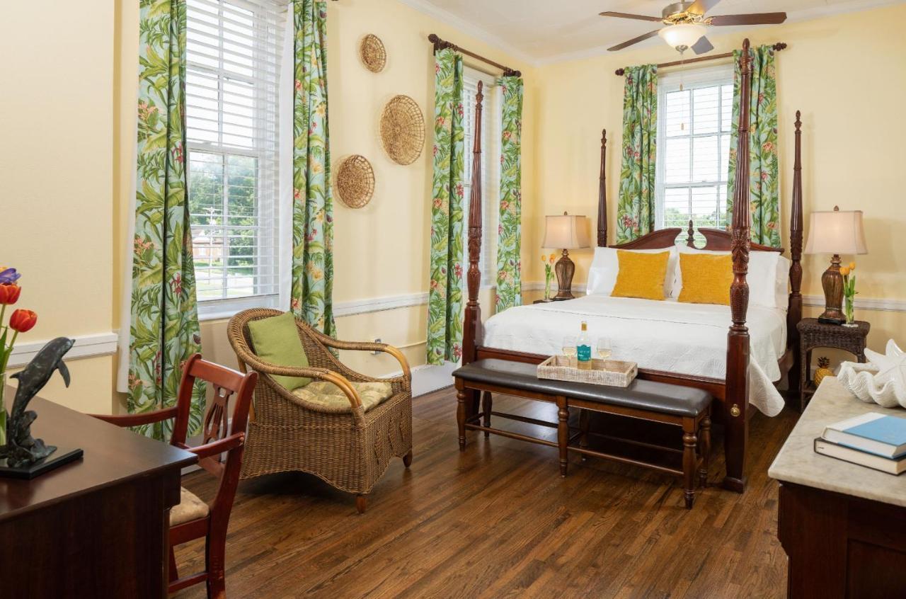 Bed and Breakfast Magnolia Manor And Chapel Humboldt Exterior foto