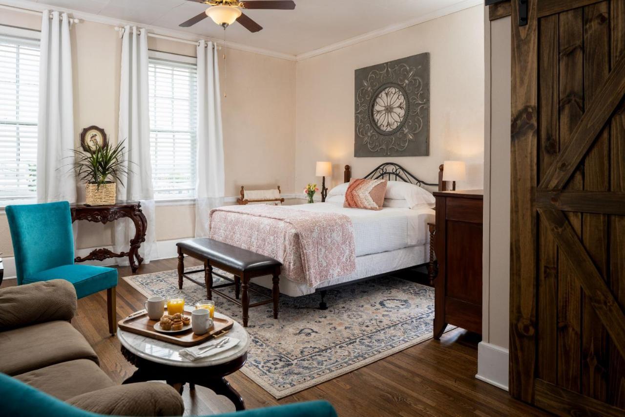Bed and Breakfast Magnolia Manor And Chapel Humboldt Exterior foto